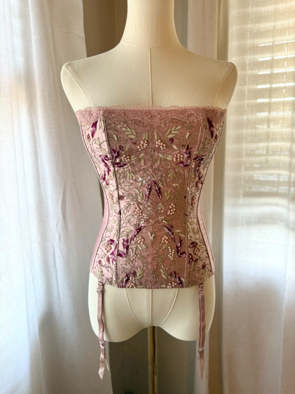 Vintage Y2K Beaded Fredericks of Hollywood Corset - Picture 2 of 11